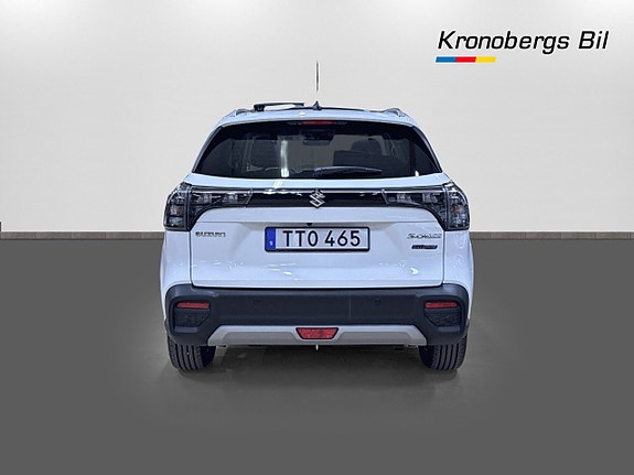 Suzuki S-Cross 5 of 5