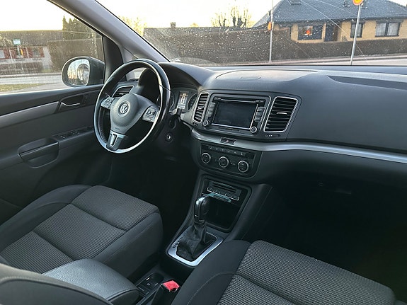 Volkswagen Sharan 11 of 14