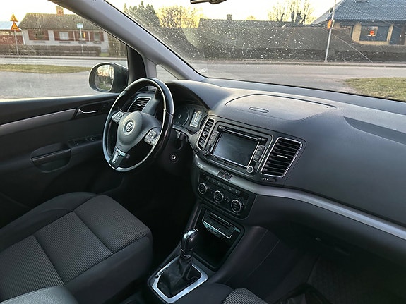 Volkswagen Sharan 13 of 14