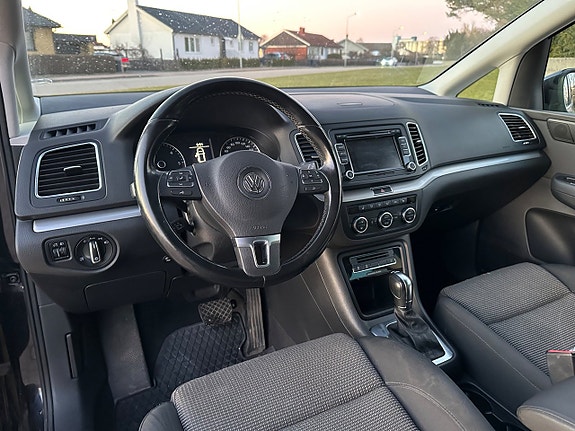 Volkswagen Sharan 9 of 14