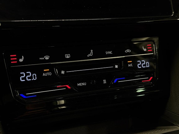 Volkswagen Passat 20 of 27