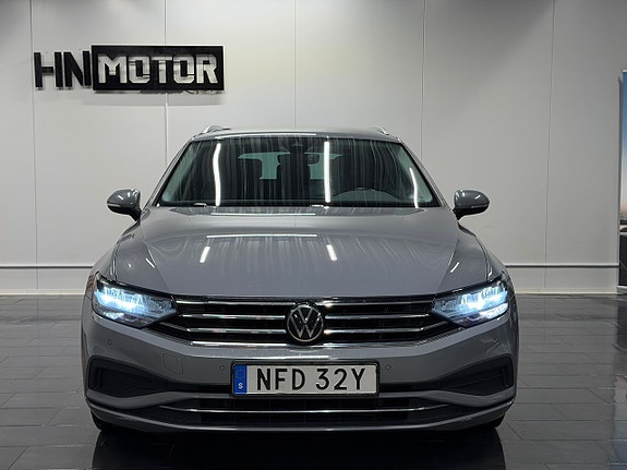 Volkswagen Passat 3 of 5