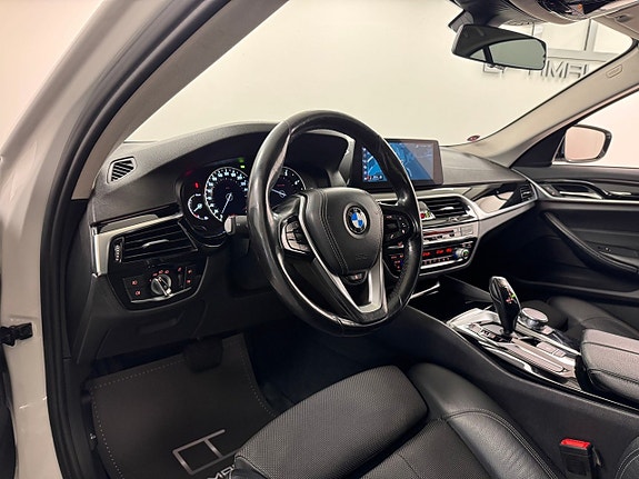 BMW 520 7 of 17