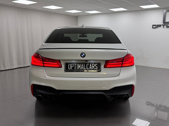 BMW 520 16 of 17