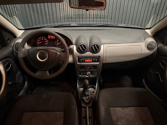 Dacia Sandero 21 of 22