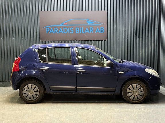 Dacia Sandero 6 of 22