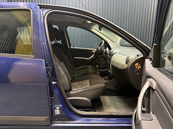 Dacia Sandero 15 of 22
