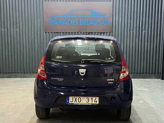 Dacia Sandero 4 of 5