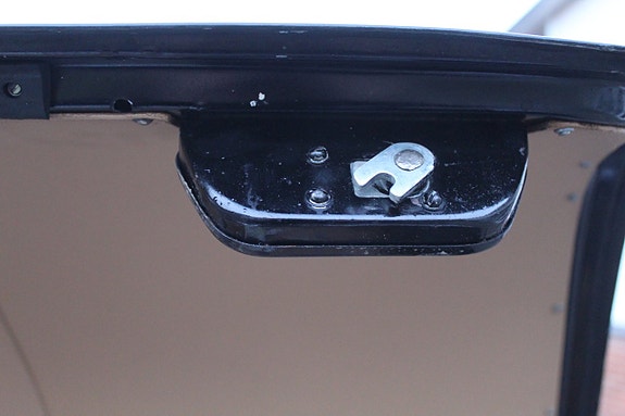 Jaguar Mark X 15 of 23