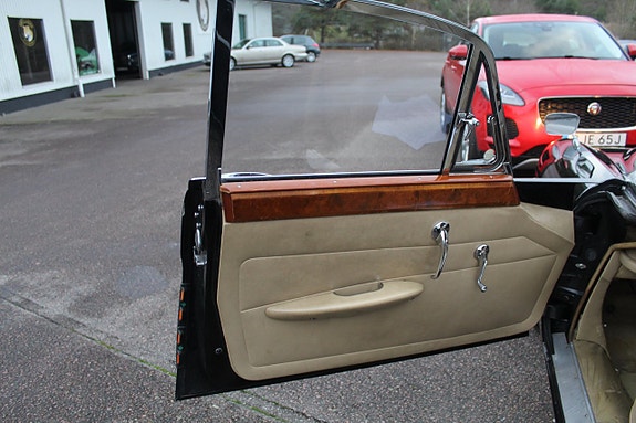 Jaguar Mark X 20 of 23