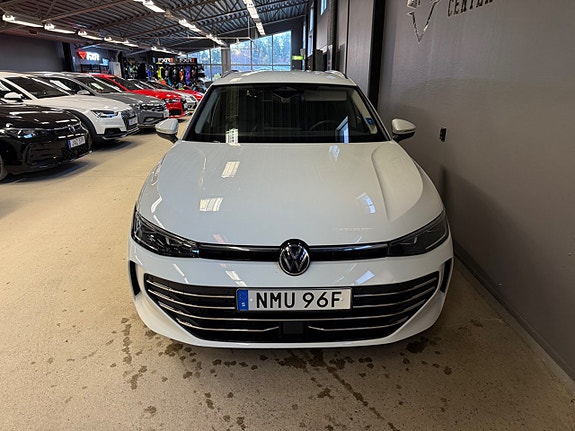 Volkswagen Passat 4 of 5