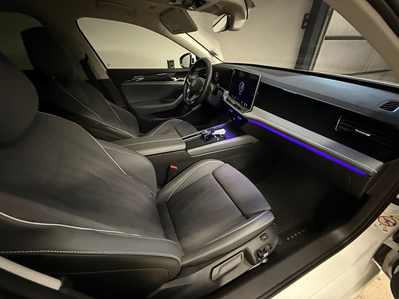 Volkswagen Passat 7 of 11