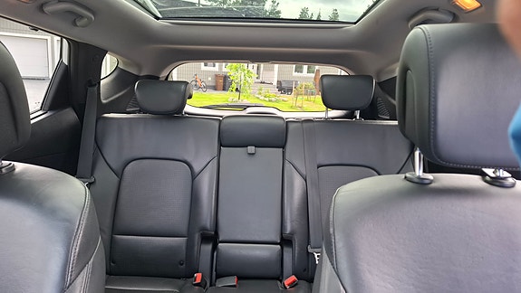 Hyundai Santa Fe 8 of 12
