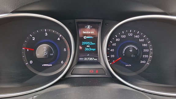 Hyundai Santa Fe 6 of 12