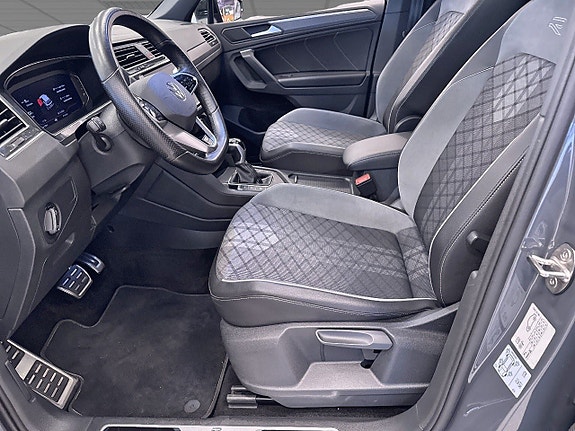 Volkswagen Tiguan 8 of 25
