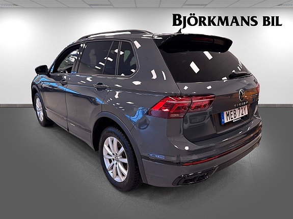 Volkswagen Tiguan 6 of 25