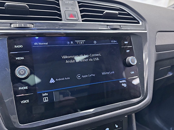Volkswagen Tiguan 24 of 25
