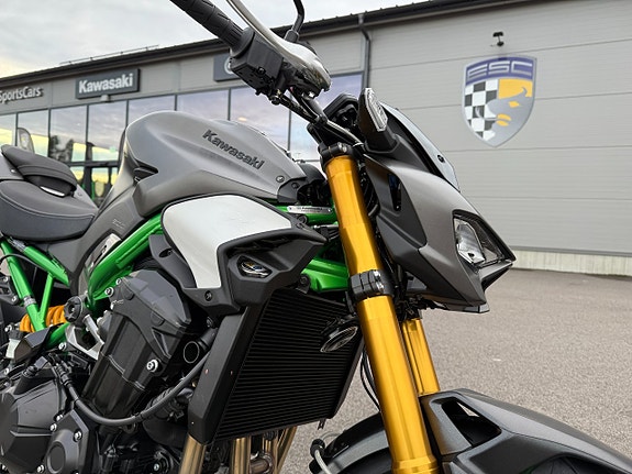 Kawasaki Z900 SE - Köp Online 10 of 14