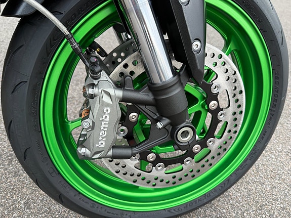Kawasaki Z900 SE - Köp Online 9 of 14