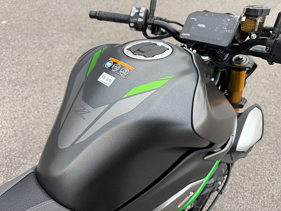 Kawasaki Z900 SE - Köp Online 12 of 14