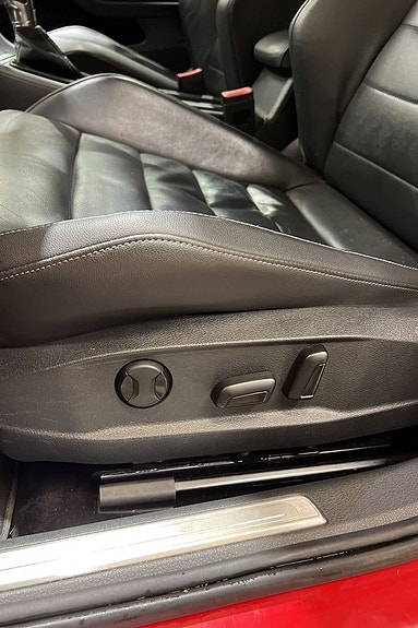 Volkswagen Golf I 8 of 26