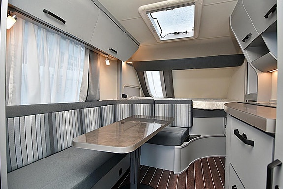 Knaus 480 QL Sport & Fun Black Selection, Dubbelbädd 14 of 27