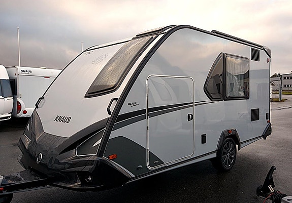 Knaus 480 QL Sport & Fun Black Selection, Dubbelbädd 24 of 27