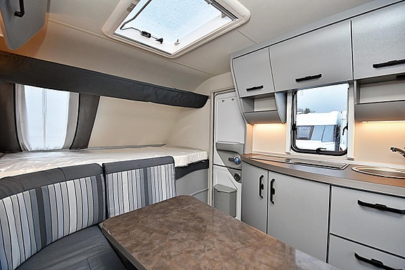 Knaus 480 QL Sport & Fun Black Selection, Dubbelbädd 16 of 27