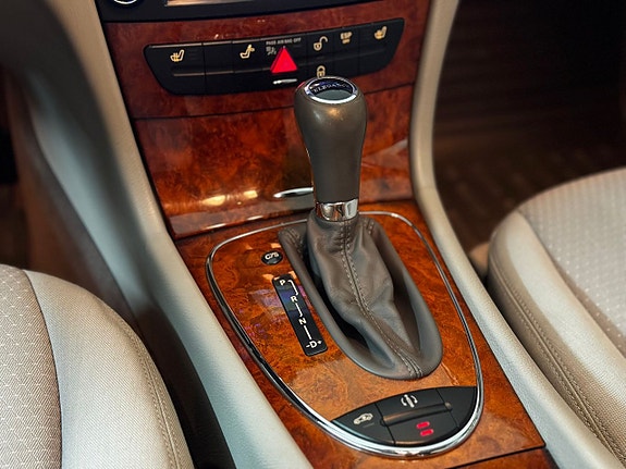 Mercedes-Benz E280 23 of 30