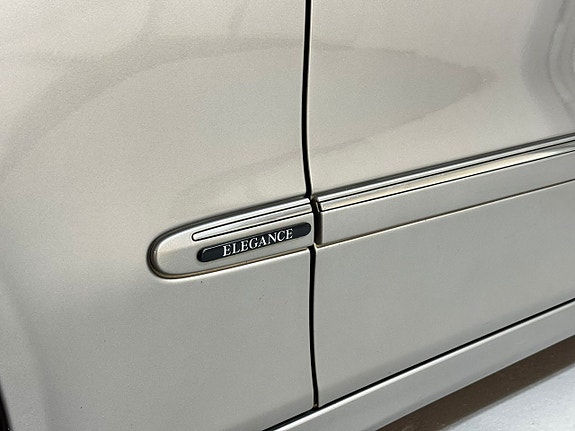 Mercedes-Benz E280 27 of 30