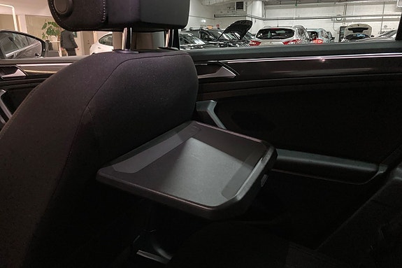 Volkswagen Tiguan 24 of 26