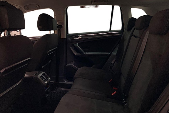 Volkswagen Tiguan 14 of 26