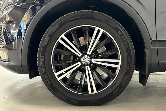 Volkswagen Tiguan 11 of 26