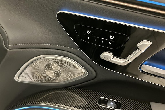 Mercedes-Benz EQS53 12 of 17