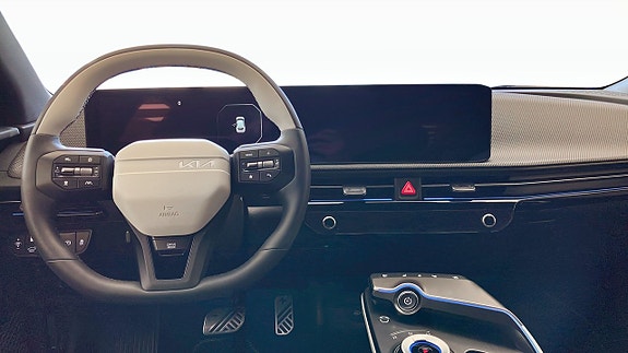 Kia EV6 4 of 5