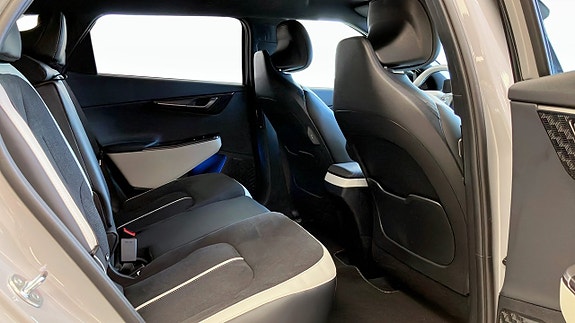 Kia EV6 5 of 5
