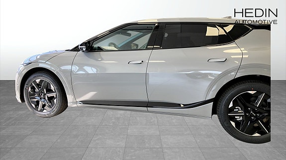 Kia EV6 6 of 12