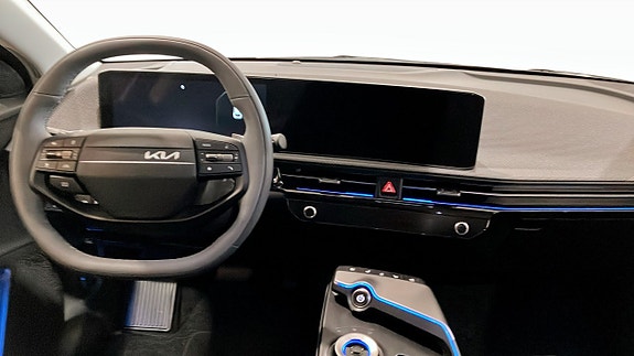 Kia EV6 7 of 12