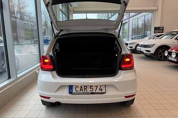 Volkswagen Polo 10 of 20