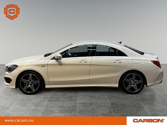 Mercedes-Benz CLA250 3 of 5