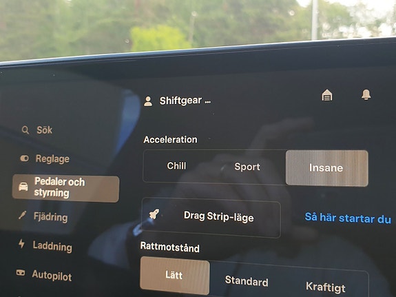 Tesla Model X 6 of 12