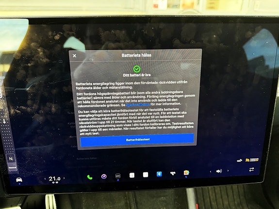 Tesla Model X 9 of 12