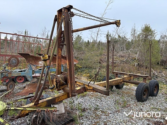 Skogsvagn - med vajerkran