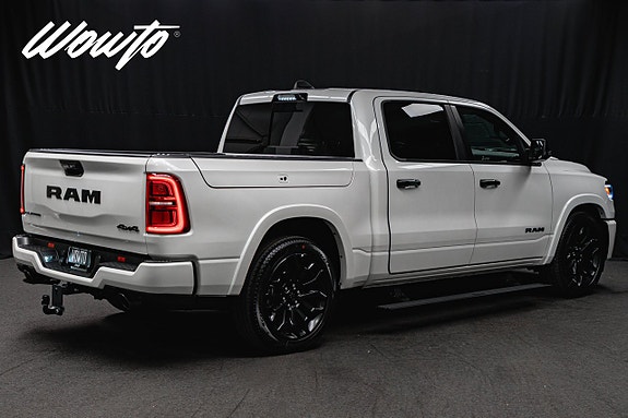 Dodge RAM 1500 4 of 26