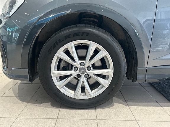 Audi Q3 5 of 5