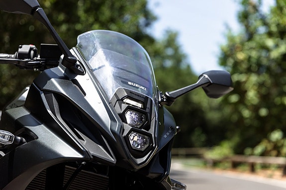 Suzuki GSX-8R - 2026 15 of 15