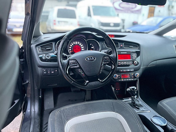 Kia Ceed 8 of 12