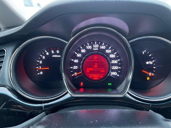 Kia Ceed 9 of 12