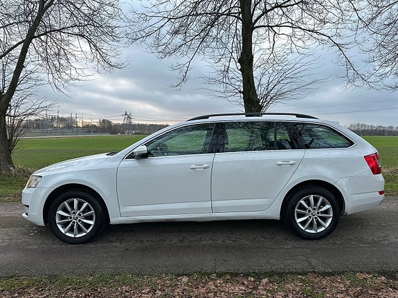 Skoda Octavia 7 of 17