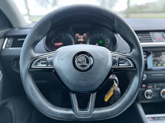 Skoda Octavia 16 of 17